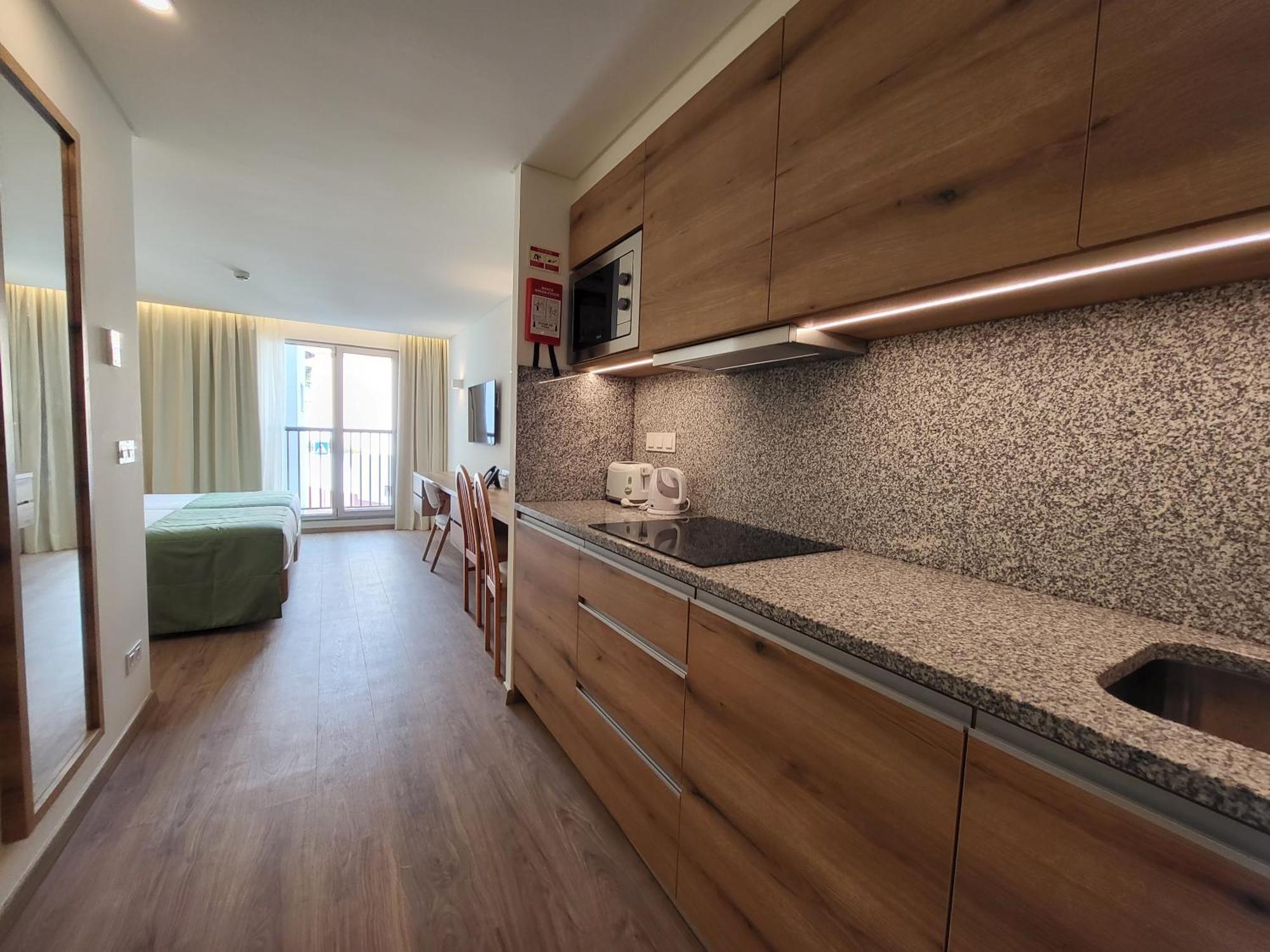 Hotel Royal Orchid Канису Экстерьер фото